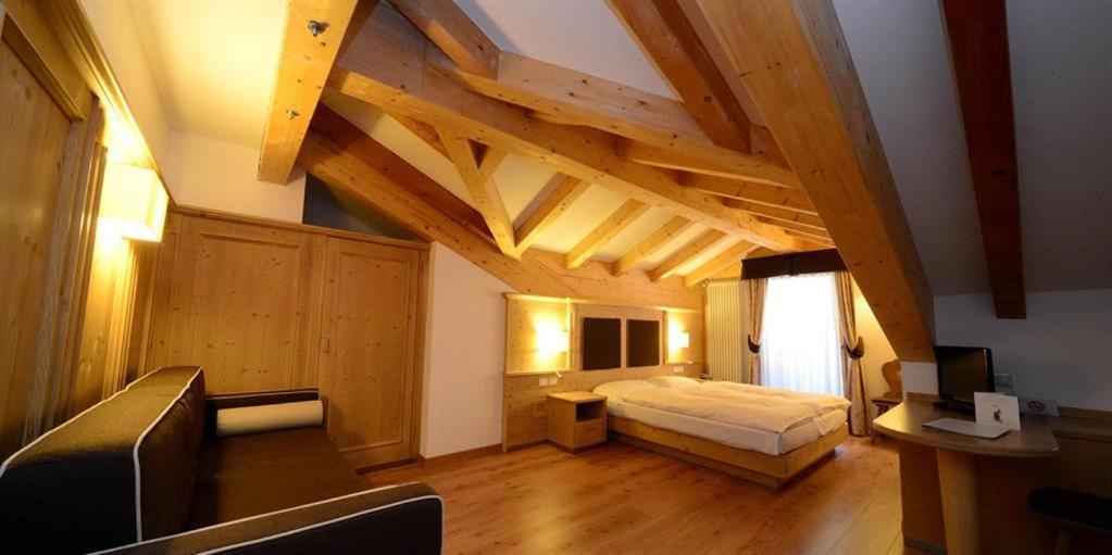 Hotel Crozzon Madonna エクステリア 写真