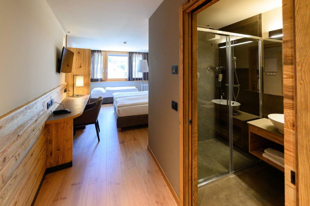 Hotel Crozzon Madonna エクステリア 写真
